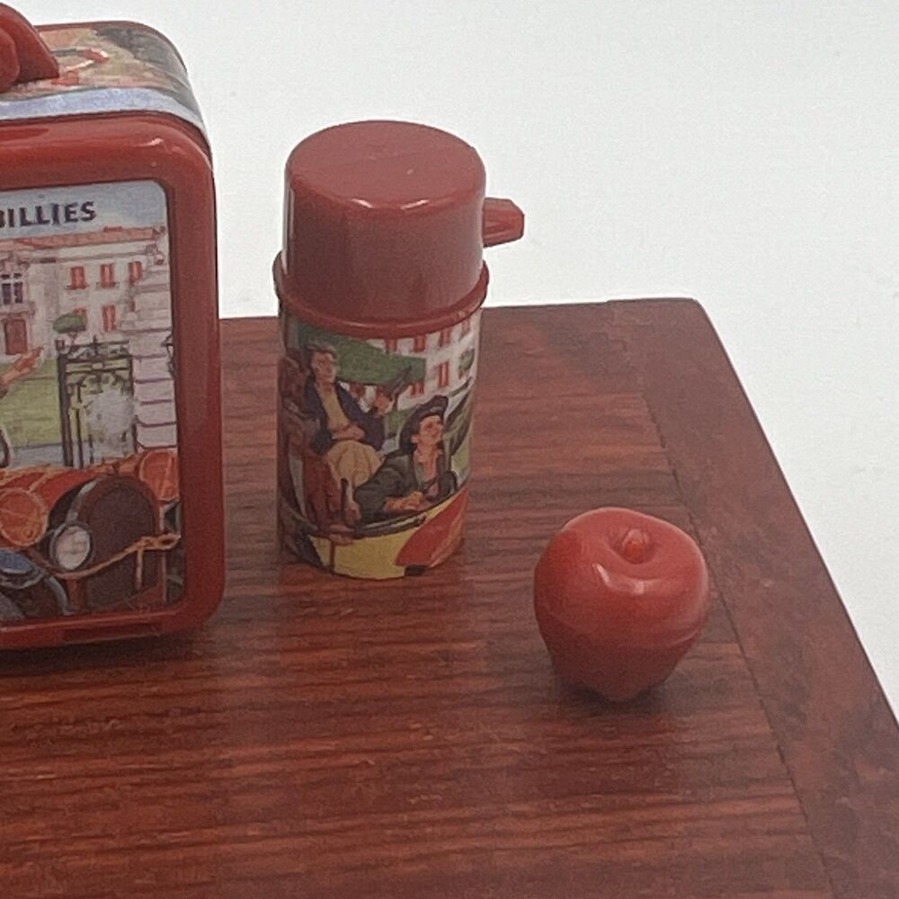 Vintage 1998 The Beverly Hillbillies Mini Lunchbox & Thermos & Apple Keychain - Picture 3 of 12
